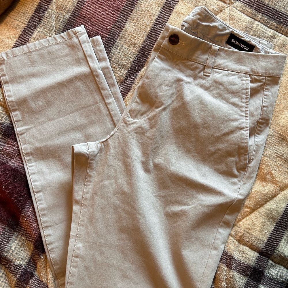 Bonobos Tan Chinos Classic Cotton Blend